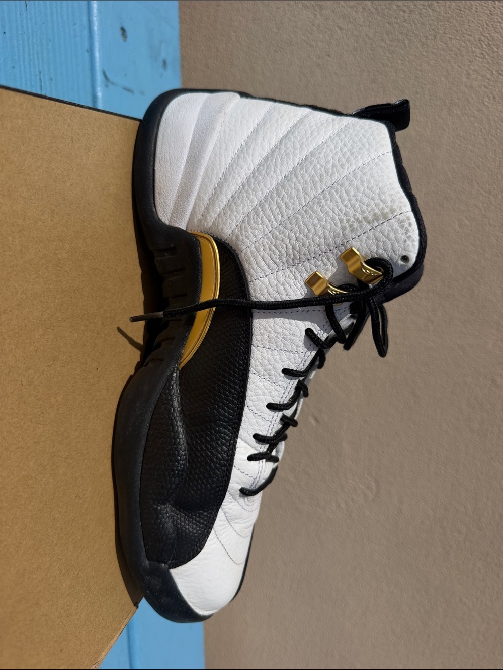 Nike Air Jordan Retro 12 Men’s Basketball Shoes - White/Black/Gold - Picture 9 of 12